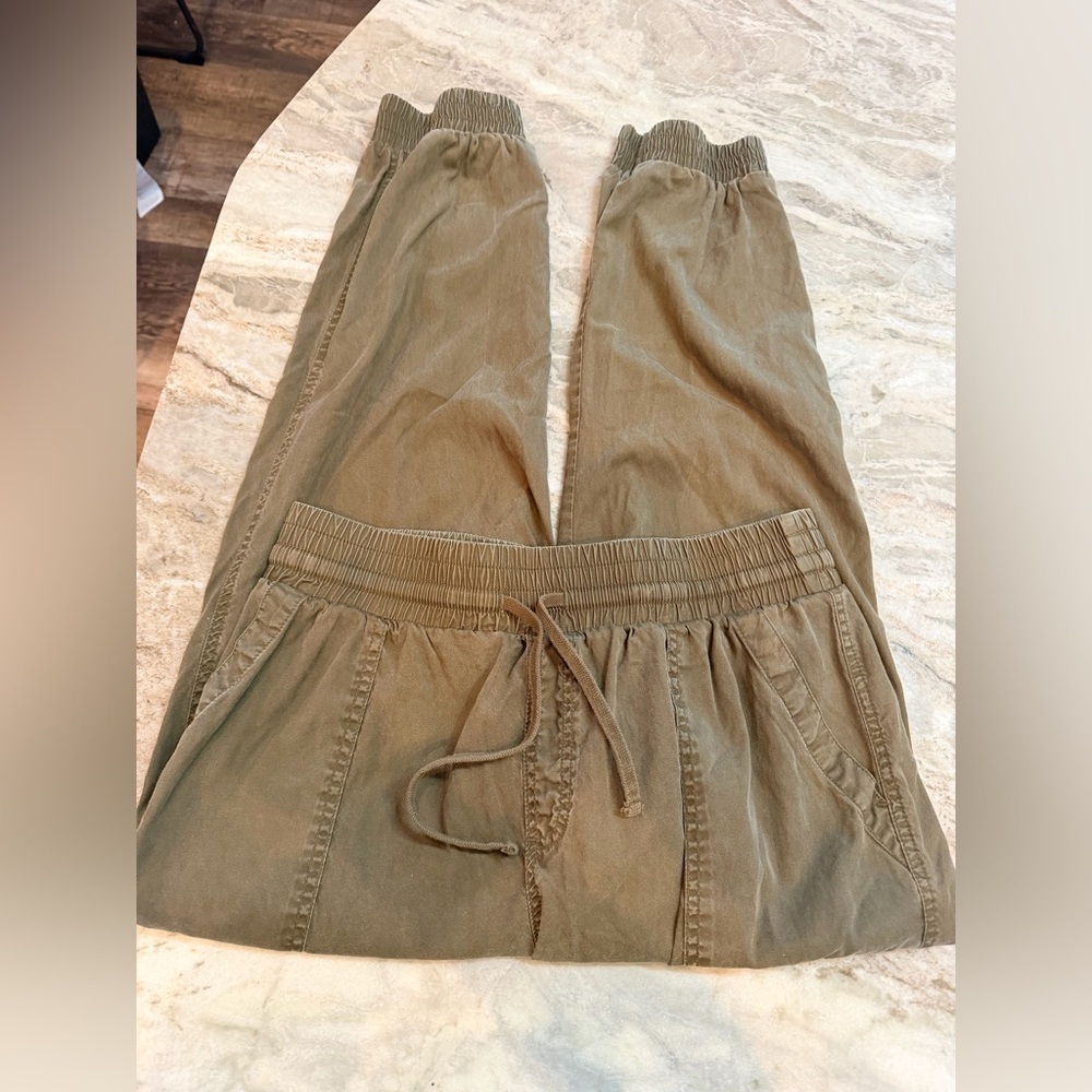 A New Day Olive Green Jogger Pants Women’s Large Lyocell Cotton Drawstring
